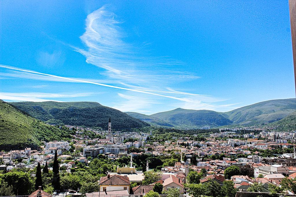 Hotel Eden Mostar Bagian luar foto